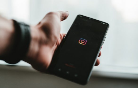 How To Save IG Stories As Your Wallpaper