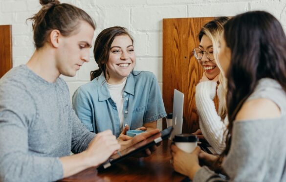Tribel’s Customizable Feeds: New Trend In Social Media User Experience