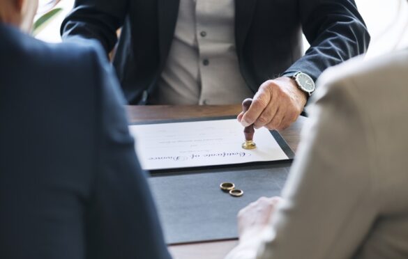 The Importance Of Hiring A Divorce Lawyer