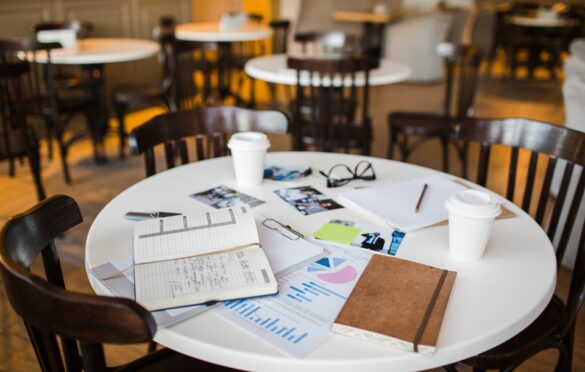 6 Smart Restaurant Growth Strategies That Actually Work In Today’s Market